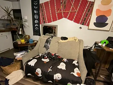 SalemStratton online show from 17, 12, 2025