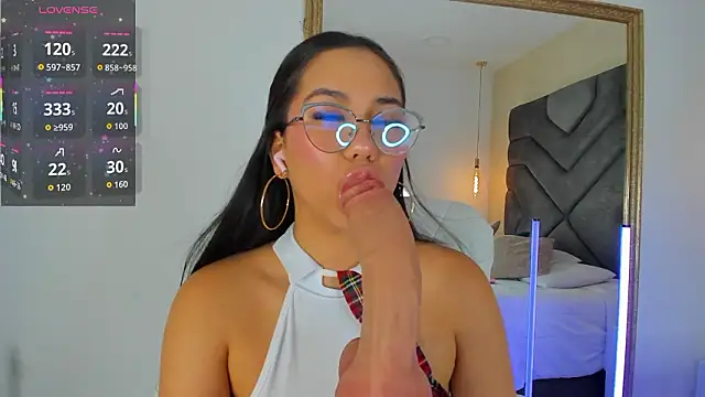 Snapshot of Jazmiinee chatting on 23, 2, 2026 Jazmiinee online show from 23, 2, 2026