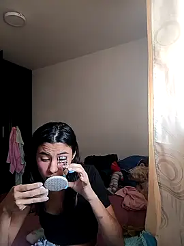 VioletaHolly online show from 10, 9, 2025