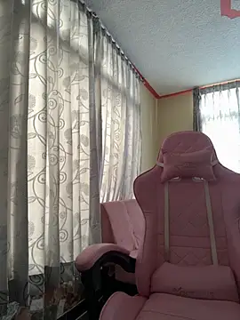 laure torres online show from 17, 9, 2025