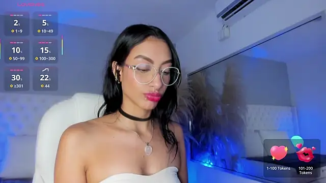 Snapshot of Ebonysweet__ chatting on 3, 7, 2026 Ebonysweet online show from 3, 7, 2026