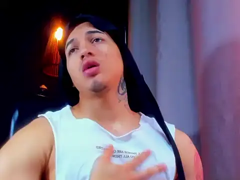 Snapshot of rocoo_santos chatting on 5, 6, 2026 rocoo santos online show from 5, 6, 2026