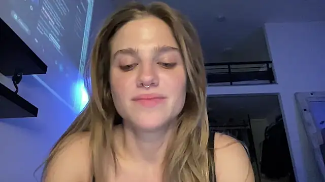 Snapshot of sweetceeme chatting on 15, 2, 2026 sweetceeme online show from 15, 2, 2026