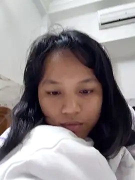 Snapshot of Anny-ly chatting on 17, 11, 2025 Anny-ly online show from 17, 11, 2025