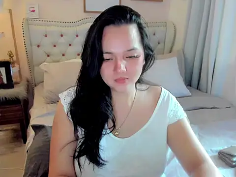 SweetHoney369 online show from 5, 3, 2026