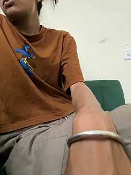 modelnishu online show from 16, 9, 2025