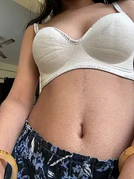 Snapshot of modelnishu chatting on 24, 3, 2026 modelnishu online show from 24, 3, 2026