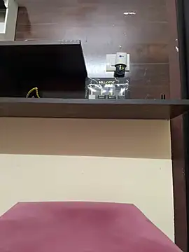 Snapshot of modelnishu chatting on 5, 4, 2026 modelnishu online show from 5, 4, 2026