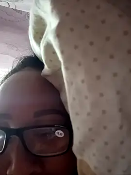 Mamapm20 online show from 13, 9, 2025