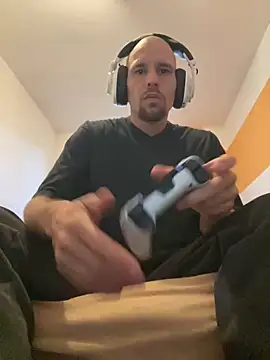 DrLongDongziehtblank online show from 2, 7, 2026