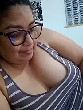 ladytropical1 online show from 20, 2, 2026