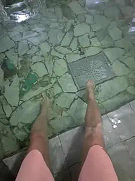 starvingo2002 online show from 21, 12, 2025