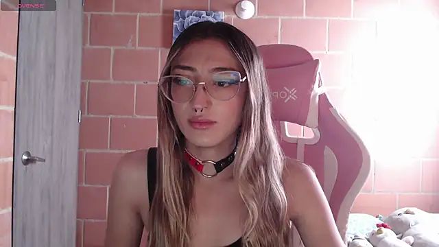 Andrea camilaaa online show from 23, 11, 2025