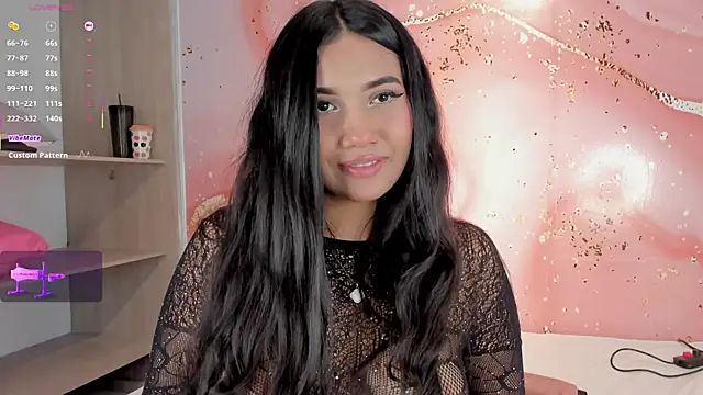 Snapshot of Annelov18 chatting on 14, 10, 2025 Annelov18 online show from 14, 10, 2025