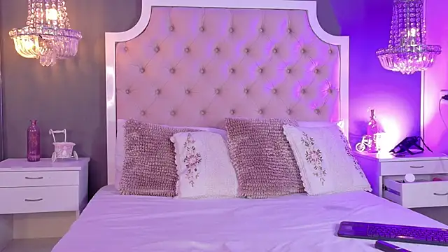 VioletBlaze online show from 25, 10, 2025