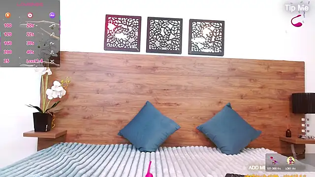 Snapshot of AlexandraCambell chatting on 25, 2, 2026 AlexandraCambell online show from 25, 2, 2026