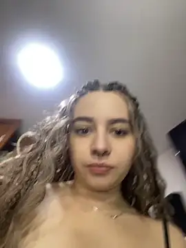 karla-thomsom10 online show from 20, 4, 2026