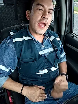 Snapshot of Blackaxes chatting on 4, 2, 2026 Blackaxes online show from 4, 2, 2026