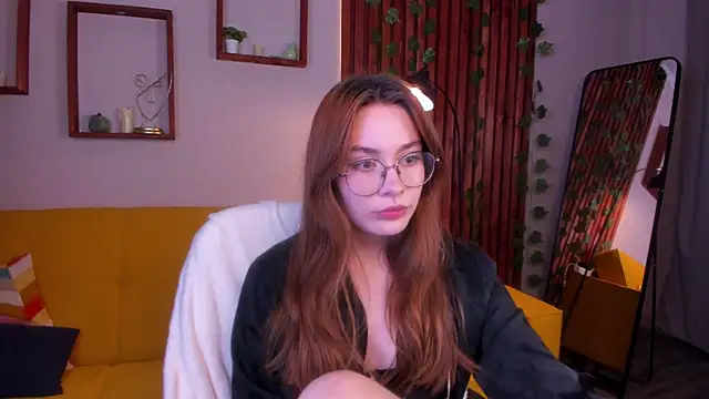 LanaAirlie online show from 10, 9, 2025