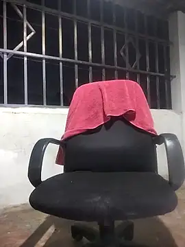 Bosssweet22cm online show from 10, 11, 2025