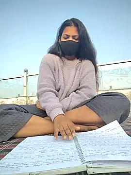 HOTSEXY KAVYA online show from 6, 1, 2026