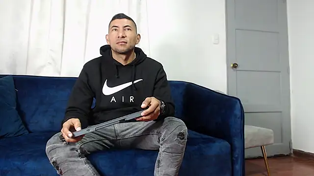 Morganandmegan online show from 9, 10, 2025