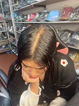 GiaDuque online show from 28, 2, 2026