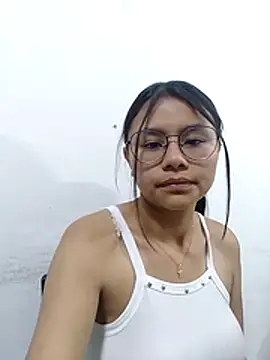 SofieLove 01 online show from 17, 1, 2026