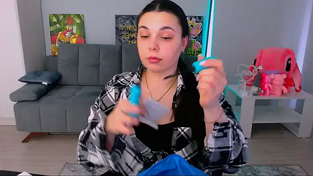 queenofthesense  online show from 7, 2, 2026