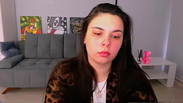 queenofthesense  online show from 4, 3, 2026