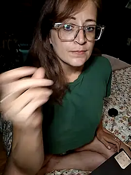 Snapshot of goddessdelphia chatting on 8, 4, 2026 goddessdelphia online show from 8, 4, 2026