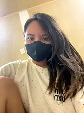 -Mie-xxx online show from 24, 10, 2025