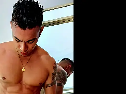 cristopher 22cm online show from 7, 1, 2026