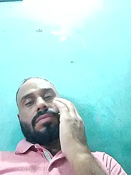 Snapshot of amitkumarkangra chatting on 24, 9, 2025 amitkumarkangra online show from 24, 9, 2025