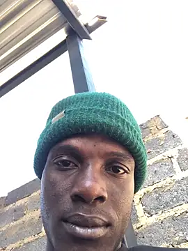 Snapshot of cuminsidebby chatting on 1, 11, 2025 cuminsidebby online show from 1, 11, 2025