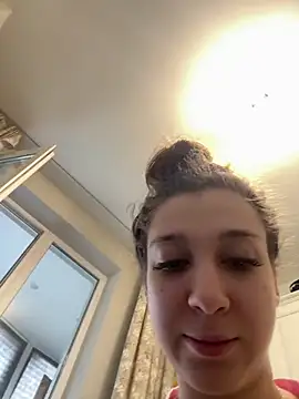 yourfavpsy  online show from 18, 4, 2026