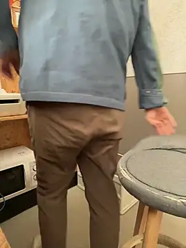 sonwmelt1 online show from 30, 9, 2025