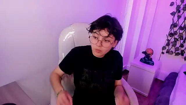 Nathaly ds online show from 7, 2, 2026