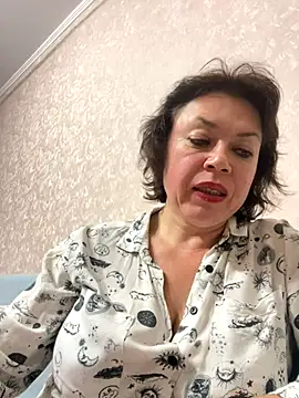 Kiravix online show from 6, 11, 2025