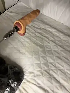 Ozge-SluttyScream69 online show from 1, 11, 2025