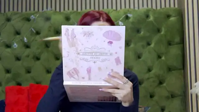 LunaHart online show from 11, 1, 2026