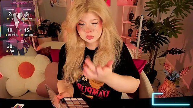 LilithNelson online show from 8, 11, 2025