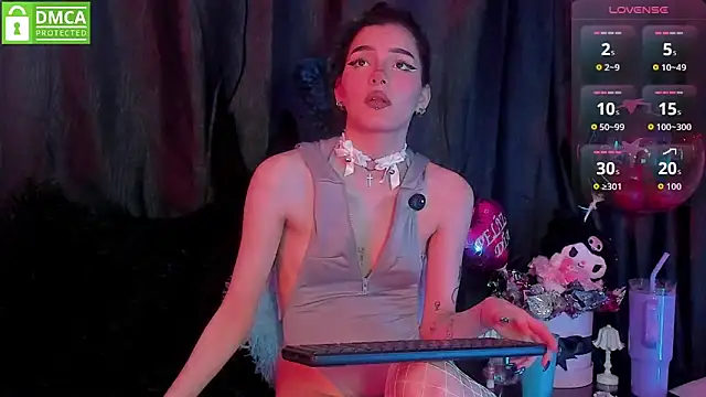 Bluedarkelf888 online show from 3, 10, 2025