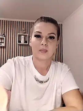 Mayaaaaaa  online show from 1, 11, 2025