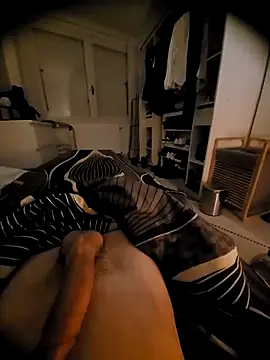 Henz007 online show from 5, 4, 2026