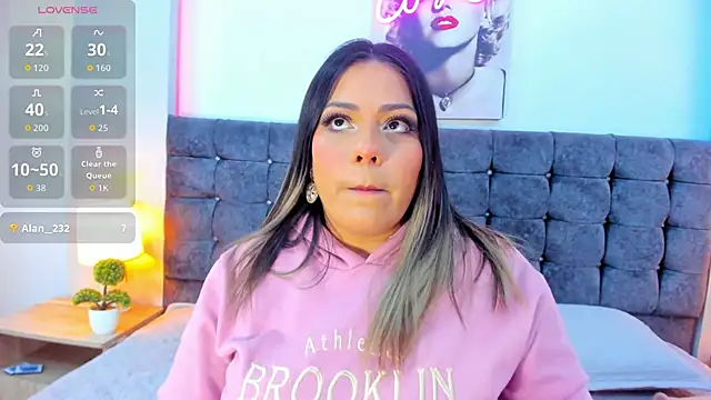 Snapshot of isabella_horney_ chatting on 1, 2, 2026 isabella horney online show from 1, 2, 2026