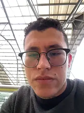 Kurtxxx22 online show from 22, 6, 2026