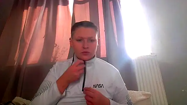 RUBY-ROSE-SWINGS online show from 27, 10, 2025