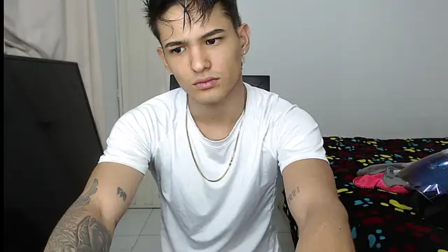 Alex mojica online show from 24, 9, 2025