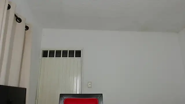 Alex mojica online show from 8, 10, 2025